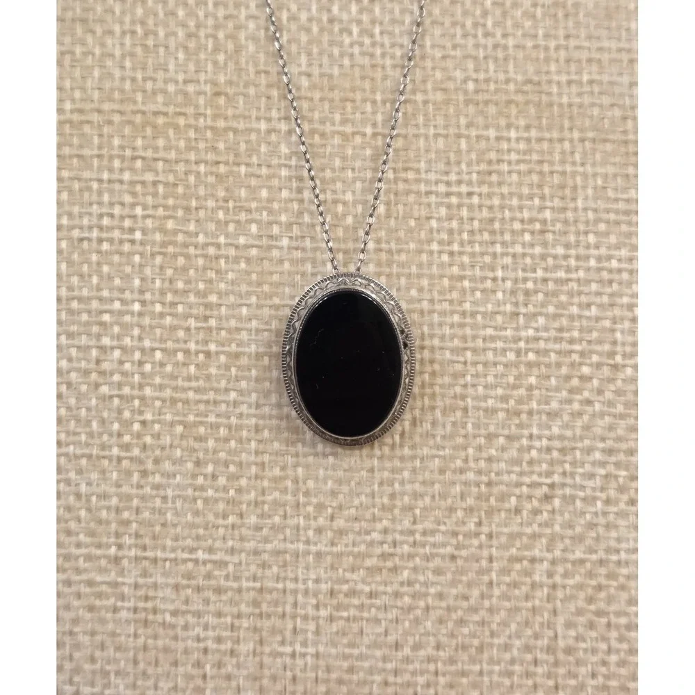 Vintage Sterling‎ Silver & Black Onyx Pendant / Brooch 18